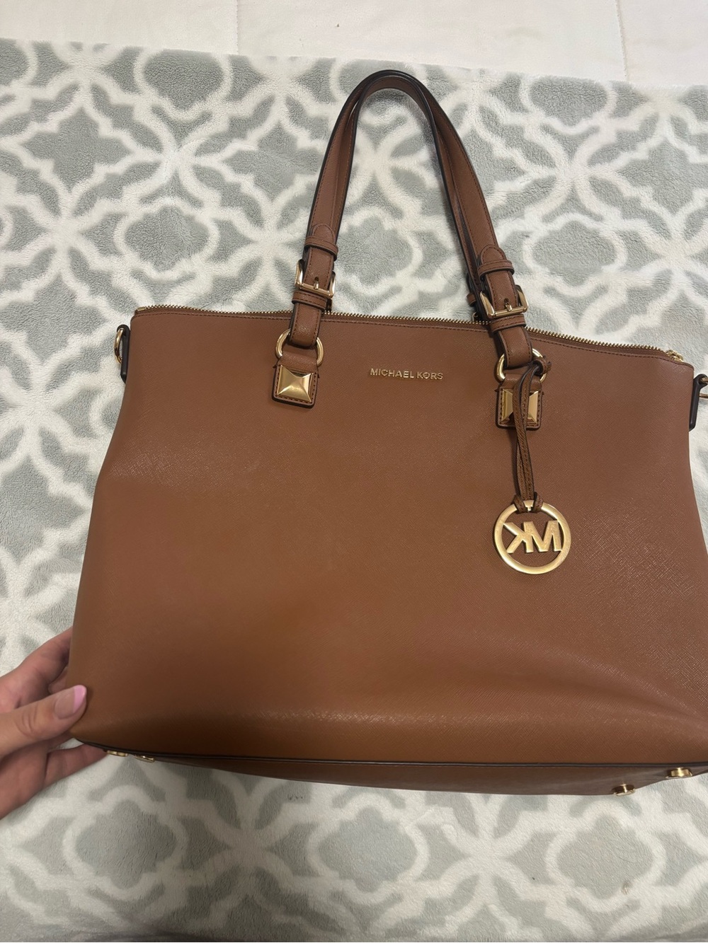 Michael Kors Cognac Saffiano Leather Tote with Gold Hardware ( used once )